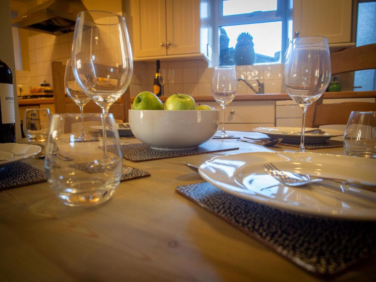 The Beeches - Chatsworth Apartment No 1 - Sleeps 2 Baslow Eksteriør billede