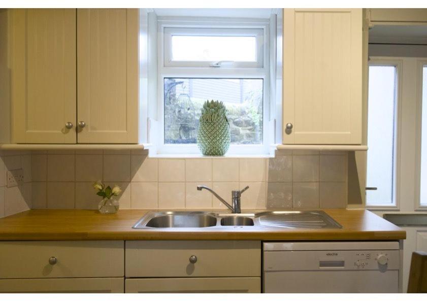 The Beeches - Chatsworth Apartment No 1 - Sleeps 2 Baslow Eksteriør billede