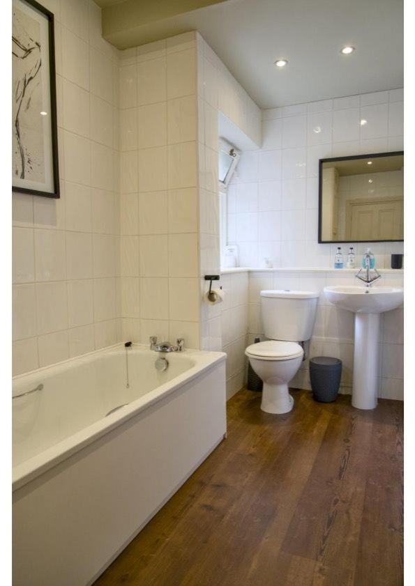 The Beeches - Chatsworth Apartment No 1 - Sleeps 2 Baslow Eksteriør billede